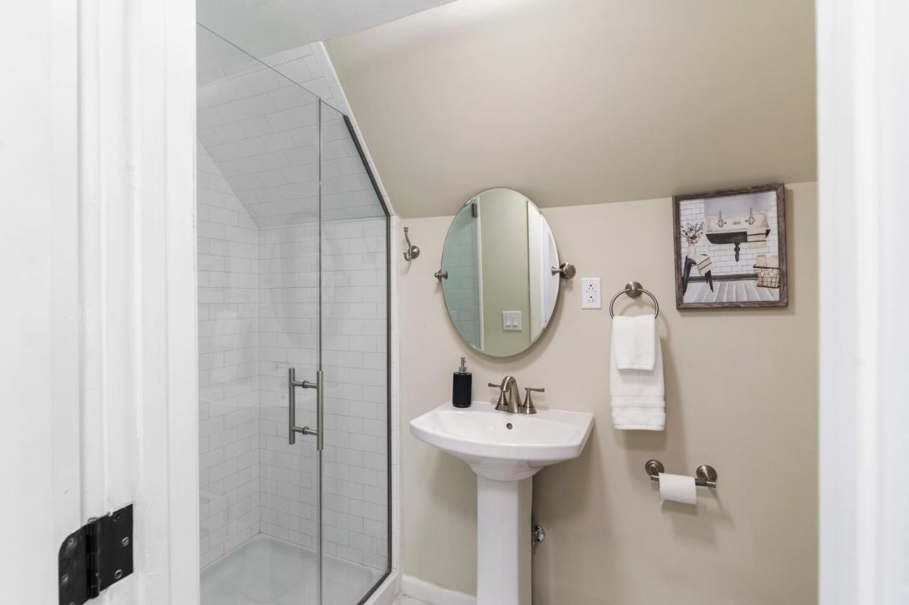 Fantastic Retreat 5Min From Village With Media Room, Ac And Sauna! Stowe Exterior foto