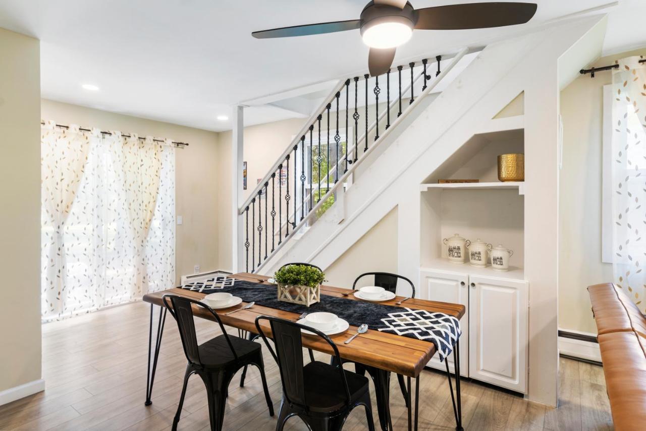 Fantastic Retreat 5Min From Village With Media Room, Ac And Sauna! Stowe Exterior foto