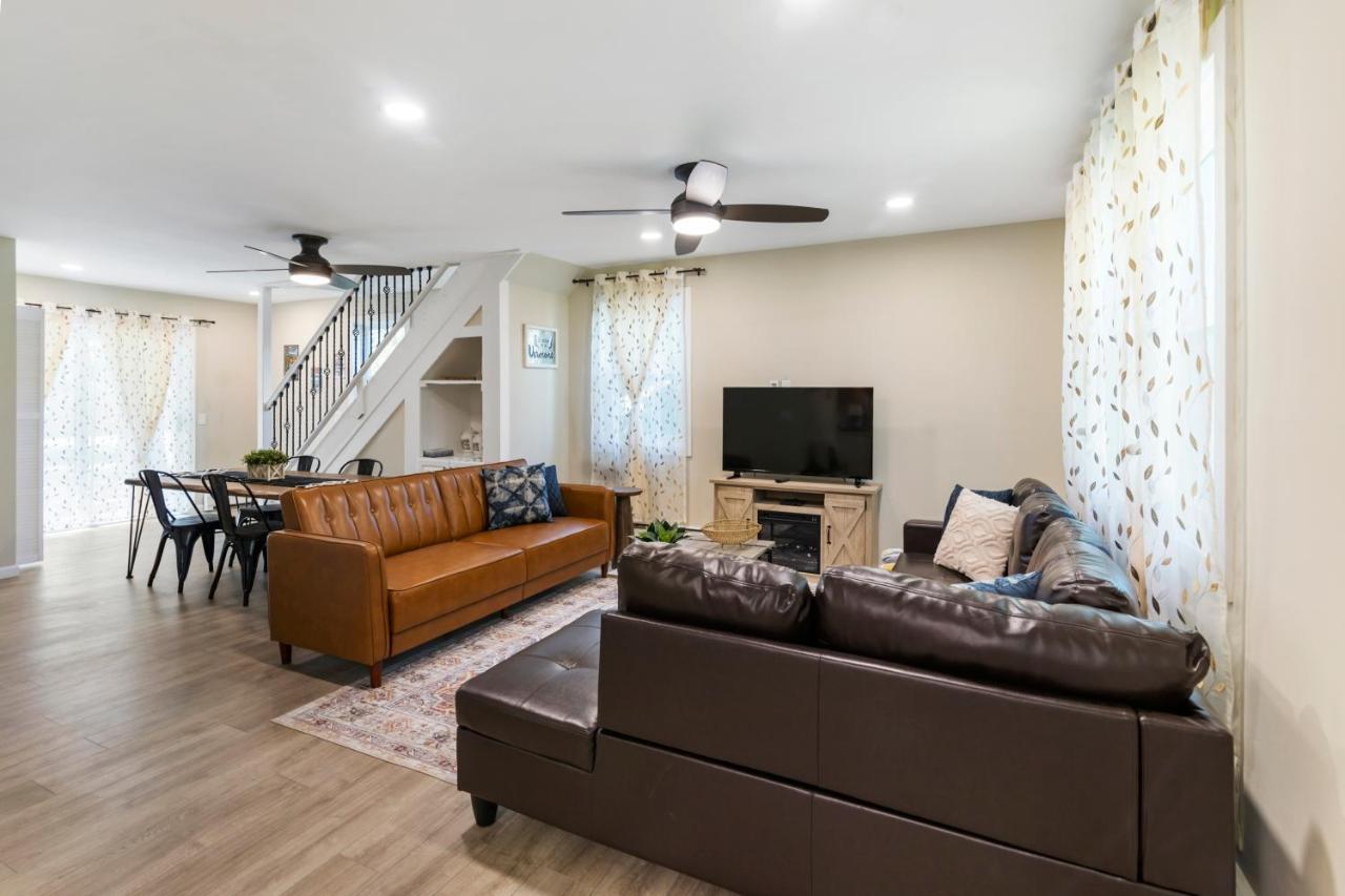 Fantastic Retreat 5Min From Village With Media Room, Ac And Sauna! Stowe Exterior foto